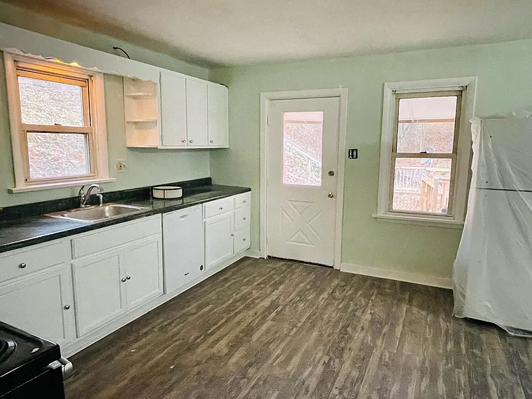 Kitchen and Porch outside