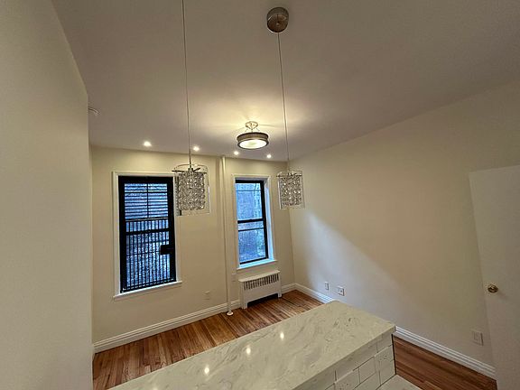 5th image of 905 1st Ave #2B