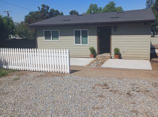 1927 Victory Dr, Vista, CA 92084