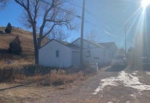 2nd image of 1332 4th St