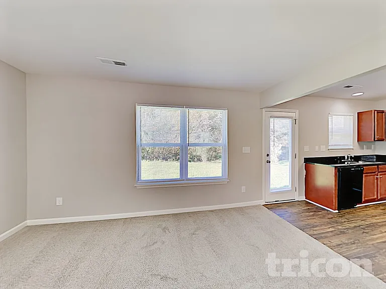 9415 Bradstreet Commons Way — Photo 3