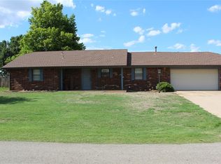 2103 Van Buren Ave NE, Piedmont, OK 73078