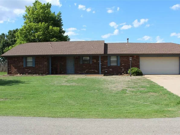 2103 Van Buren Ave NE, Piedmont, OK 73078