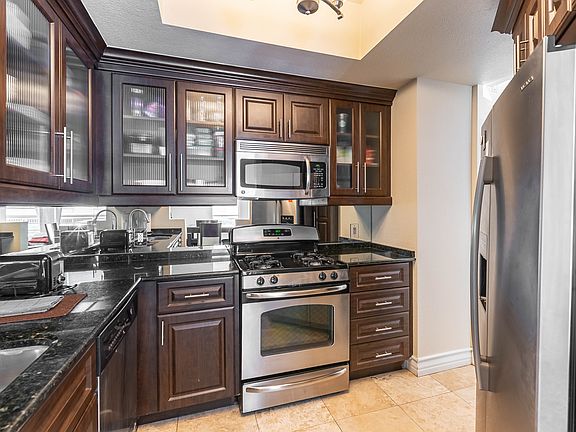 4th image of 260 E Flamingo Rd Unit 108