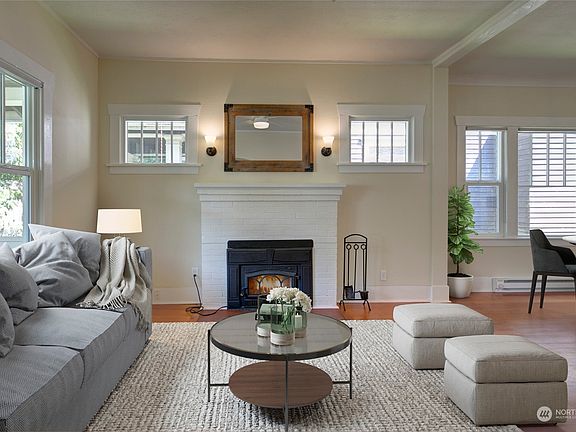 3rd image of 254 Eklund Avenue
