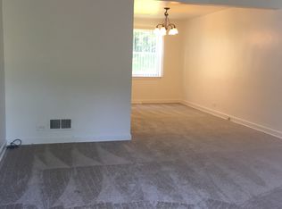 1326 Tamara Ct, Waukegan, IL 60085