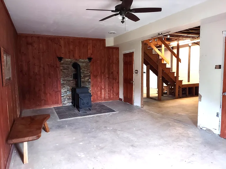 3922 Emrick Ln — Photo 37