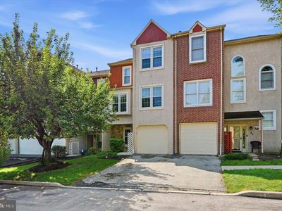 1 Forsythia Ct, Lafayette Hill, PA, 19444