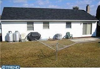 1st image of 610 Anne Dr