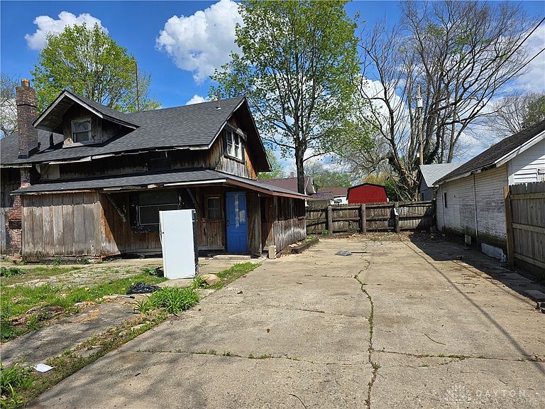 Listing photo 4