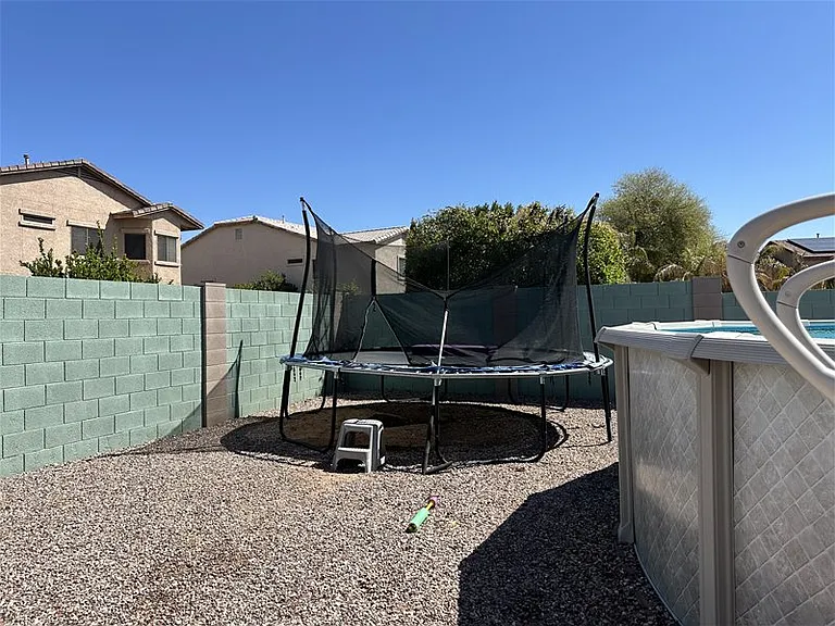 15511 N 170th Ln — Photo 12