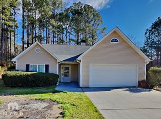 204 Sunset Ridge Dr, Newnan, GA 30263