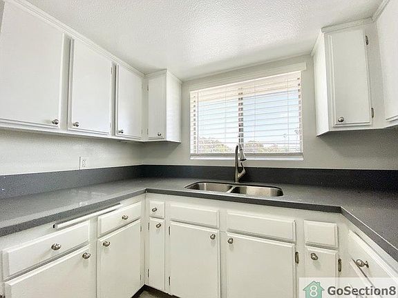 2nd image of 11308 S Figueroa St APT I