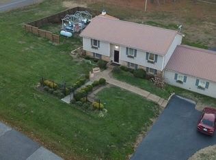 6051 Oakhaven Dr, Paducah, KY 42003