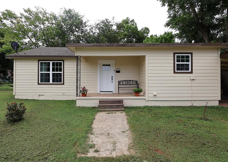 1st image of 303 E Garvin Ave
