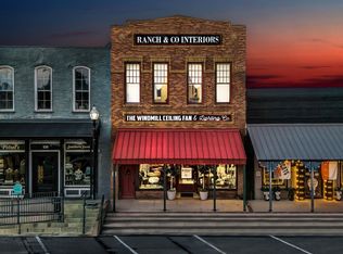 106 W Main St, Pilot Point, TX 76258