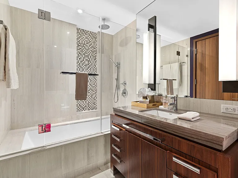 400 5th Ave #34G — Photo 4