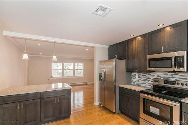 1st image of 529C Portsmouth Dr #100C