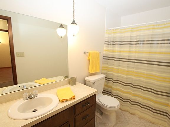 5th image of 4601 S County Road 575 E