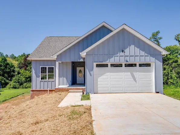 269 Todd Ln, Madison Heights, VA 24572