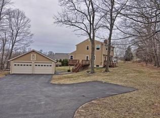 311 Maple St, Middleton, MA 01949