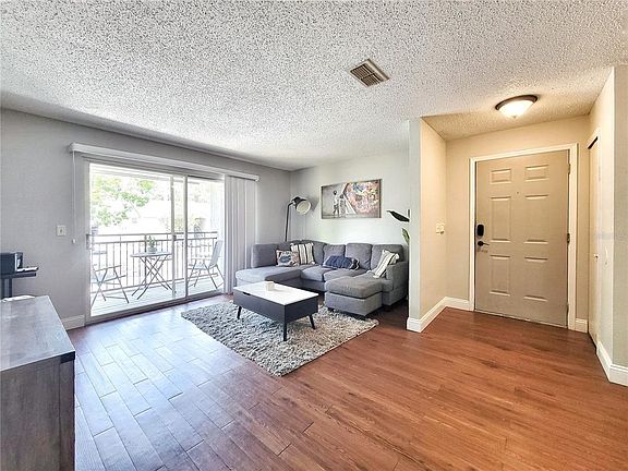 5th image of 3705 SW 27th St APT 527