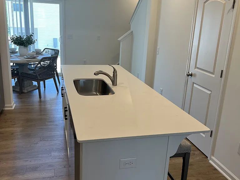230 Banbury Dr — Photo 33
