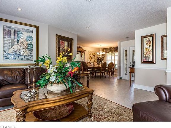 5th image of 5861 Tallowood Cir