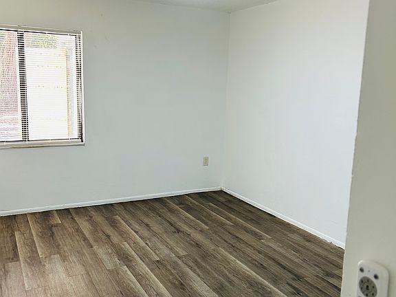 5th image of 7698 Timber River Cir #7698