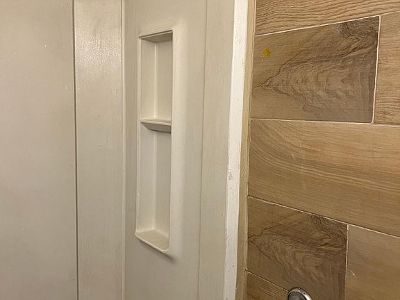 4th image of 138 Garden St Floor 1