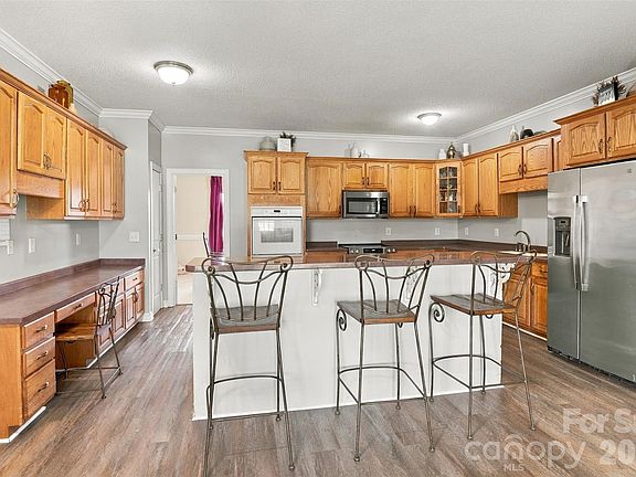 5th image of 3751 Kiser Rd