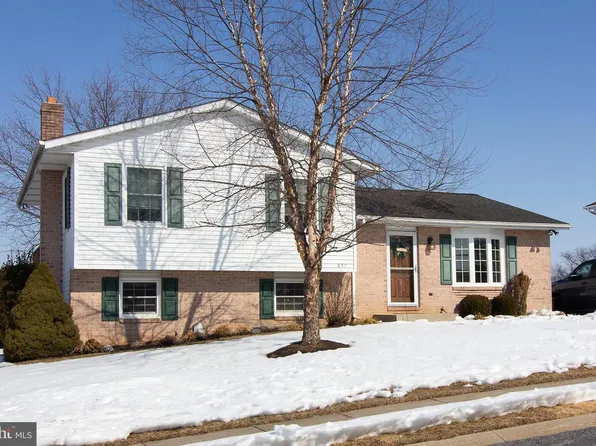 857 Snowfall Way, Westminster, MD 21157