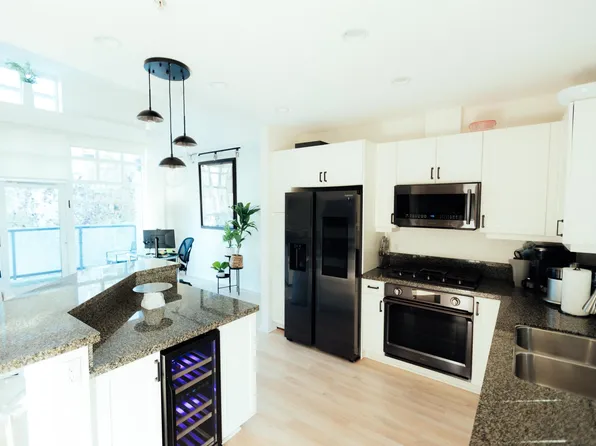 555 Front St, San Diego, CA