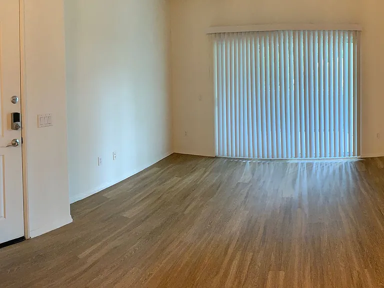 Via Ventura Apartments — Photo 37