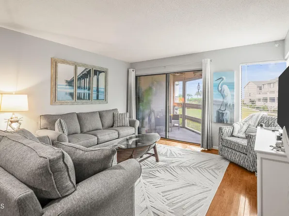 2 Harbor Dr N Unit L111, St Helena Is, SC 29920