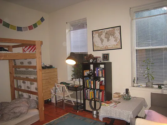 Rented by Compass | media 18