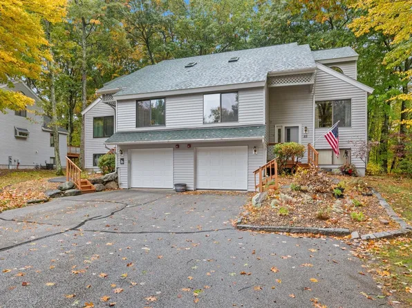 55 Overlook Drive, Atkinson, NH 03811