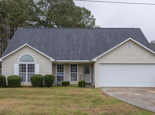 145 McLendon Rd, Fort Mitchell, AL 36856