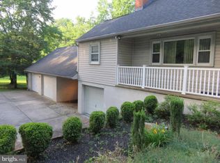 623 Walther Rd, Newark, DE 19702