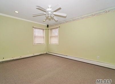 3rd image of 70 Edgewater Dr