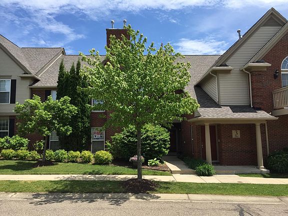 2nd image of 28254 Carlton Way Dr #1