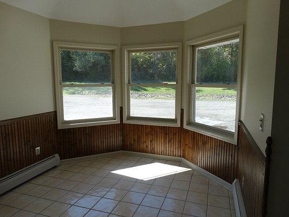 3rd image of 143 Whitetail Dr