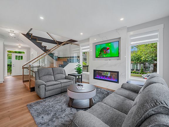 2nd image of 390 7th Ave #1