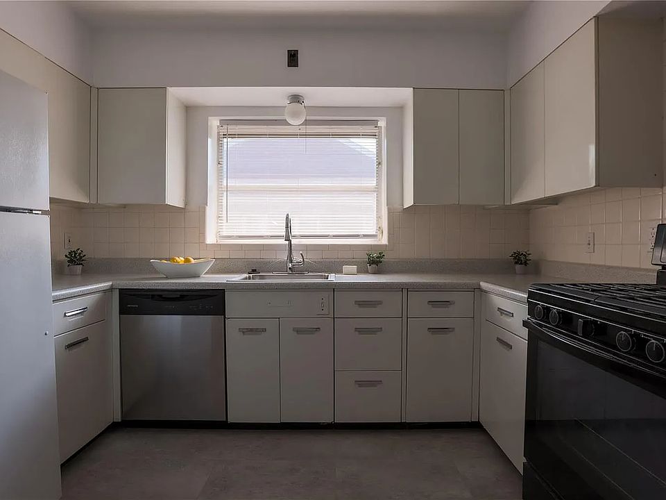 1st image of 8165 Whitburn Dr #2E