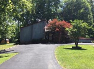 469 Ridge Pl, Big Stone Gap, VA 24219