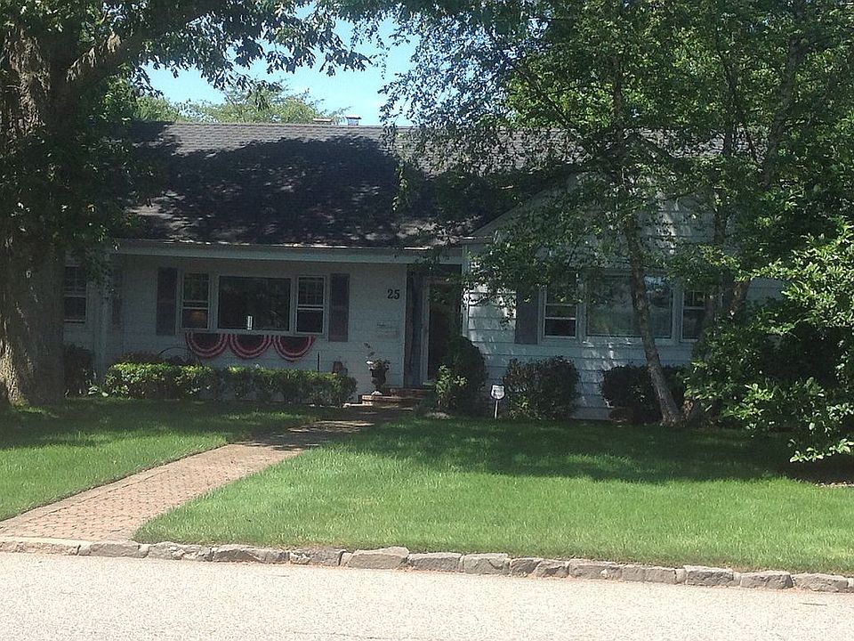 1st image of 25 Bay Dr