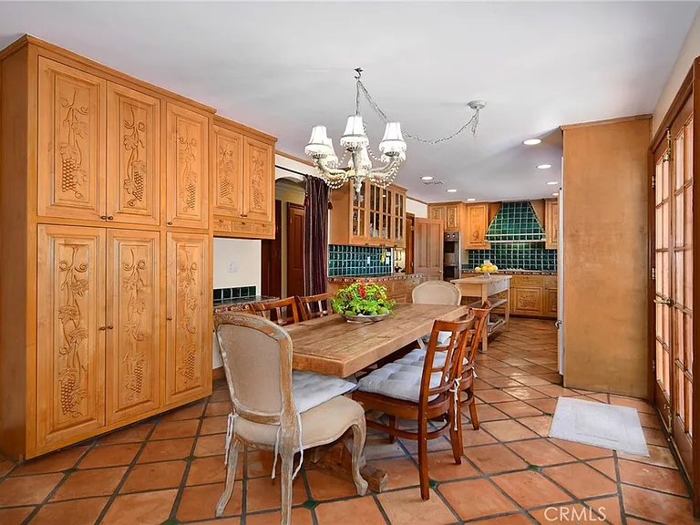 18690 Pasadero Dr — Photo 30