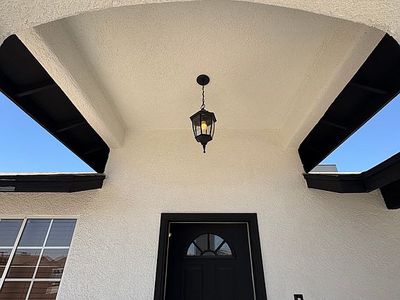 2nd image of 574 N Bernal Dr