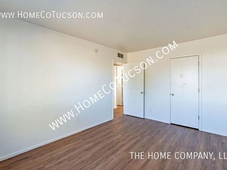 2511 N Fontana Ave — Photo 20