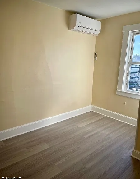 313 Hoover Ave #3 — Photo 5